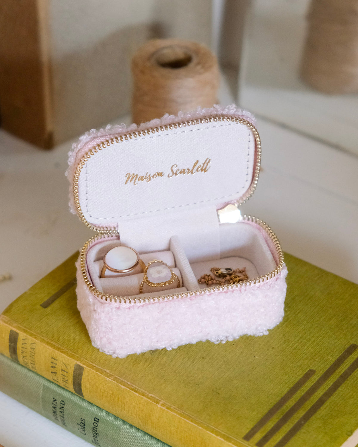 Mini portagioie da viaggio Marie in peluche - outlet