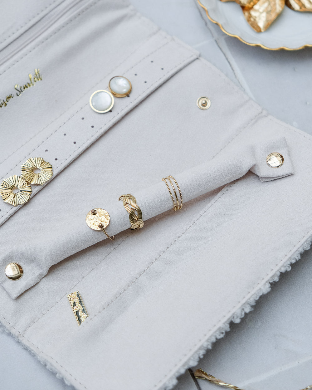 Pochette portagioielli Catherine in momoute