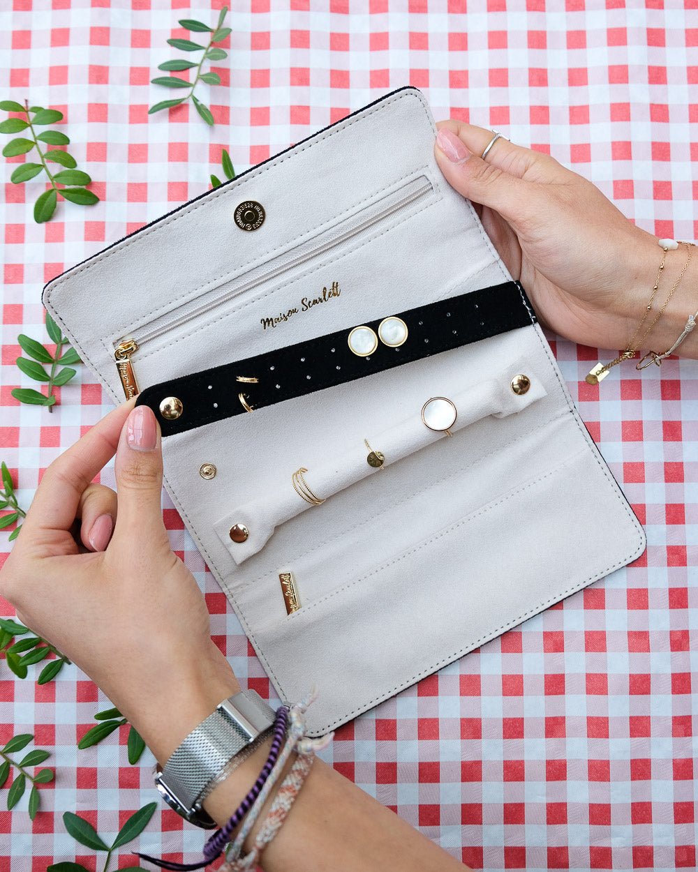 Pochette portagioie Catherine in velluto - outlet