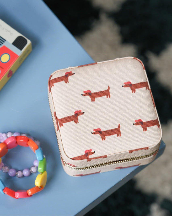 petite boite à bijou carrée à motif chiens